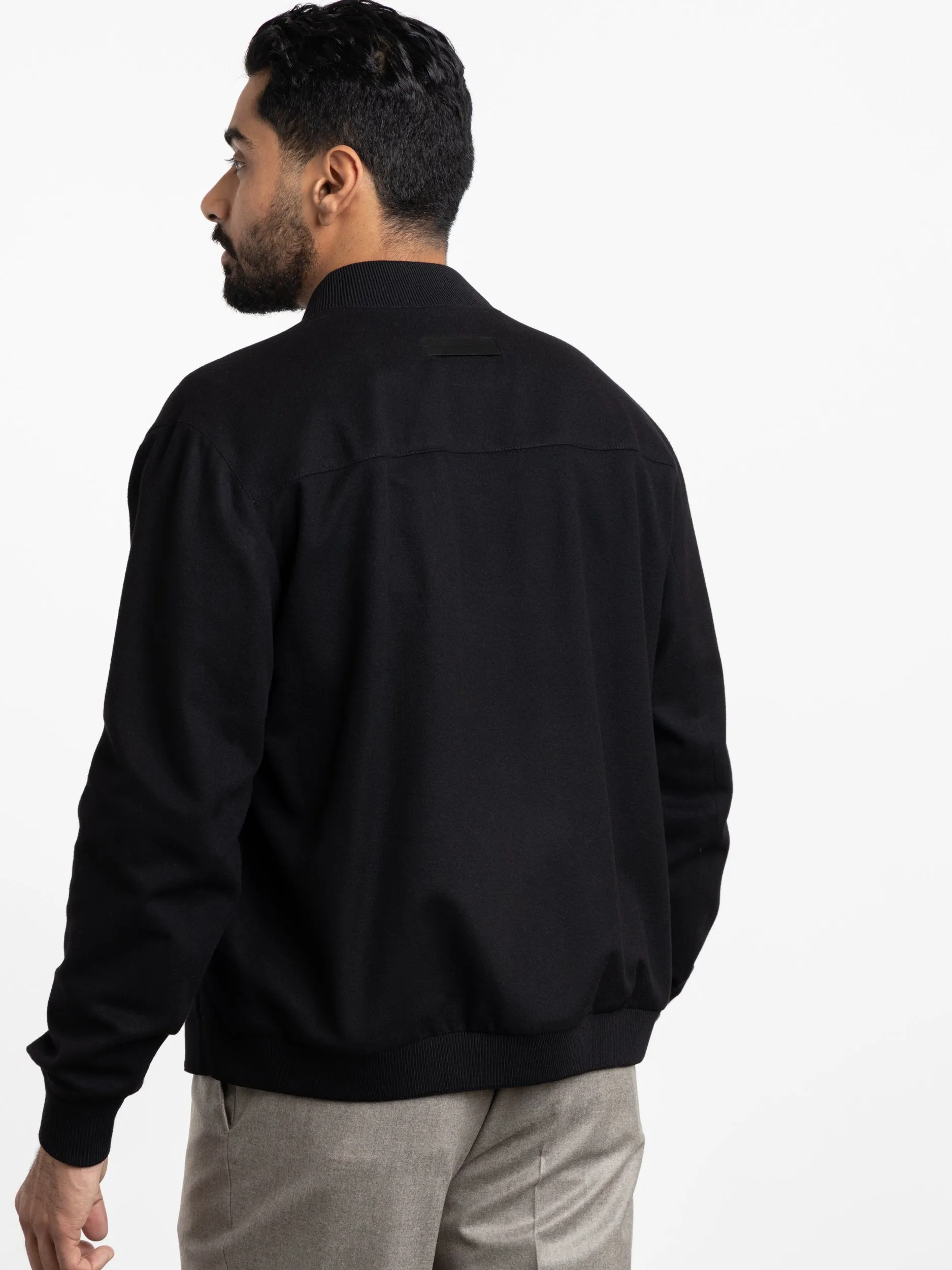 Black Oasi Cashmere Elements Bomber