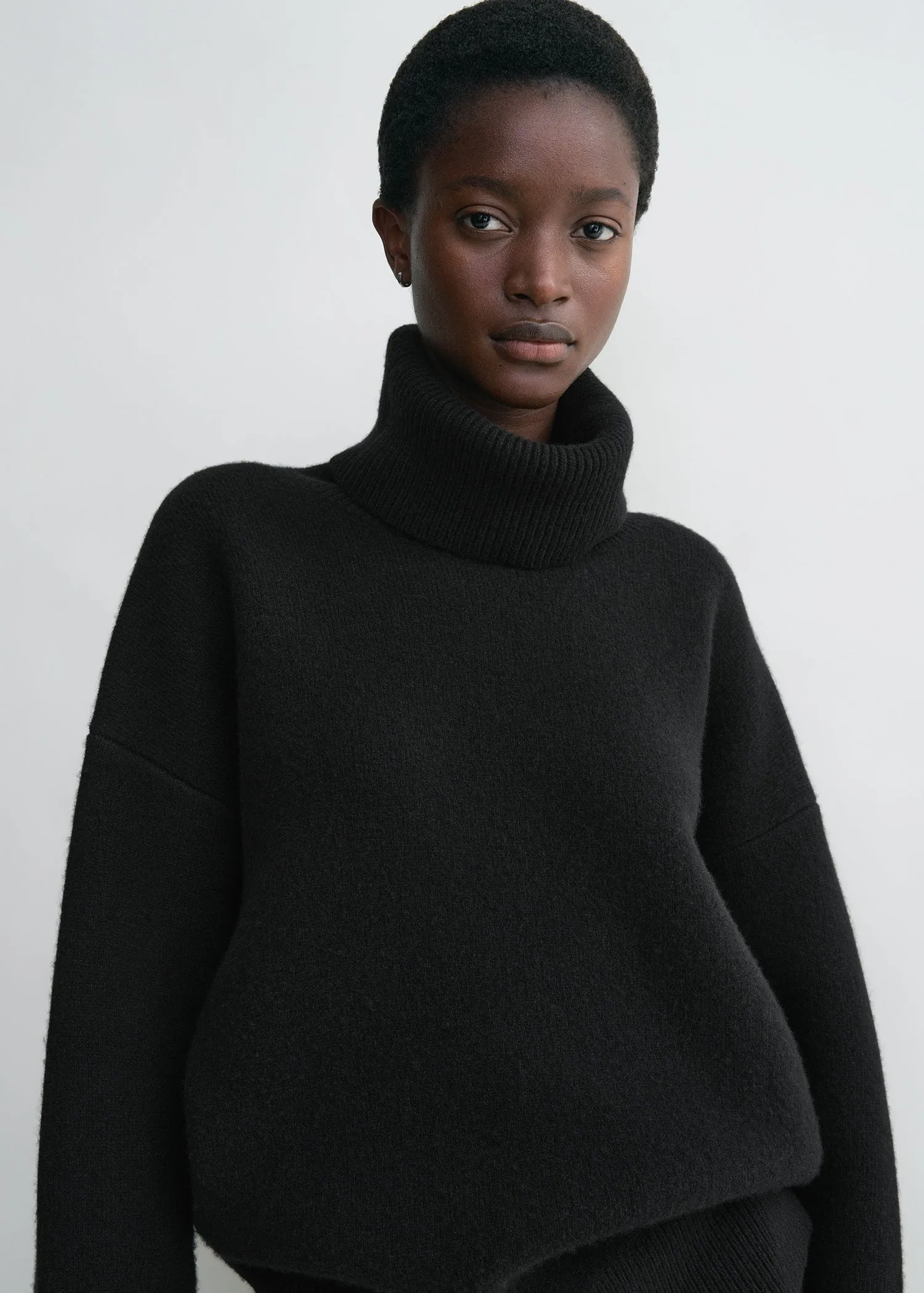 Double-knit turtleneck black