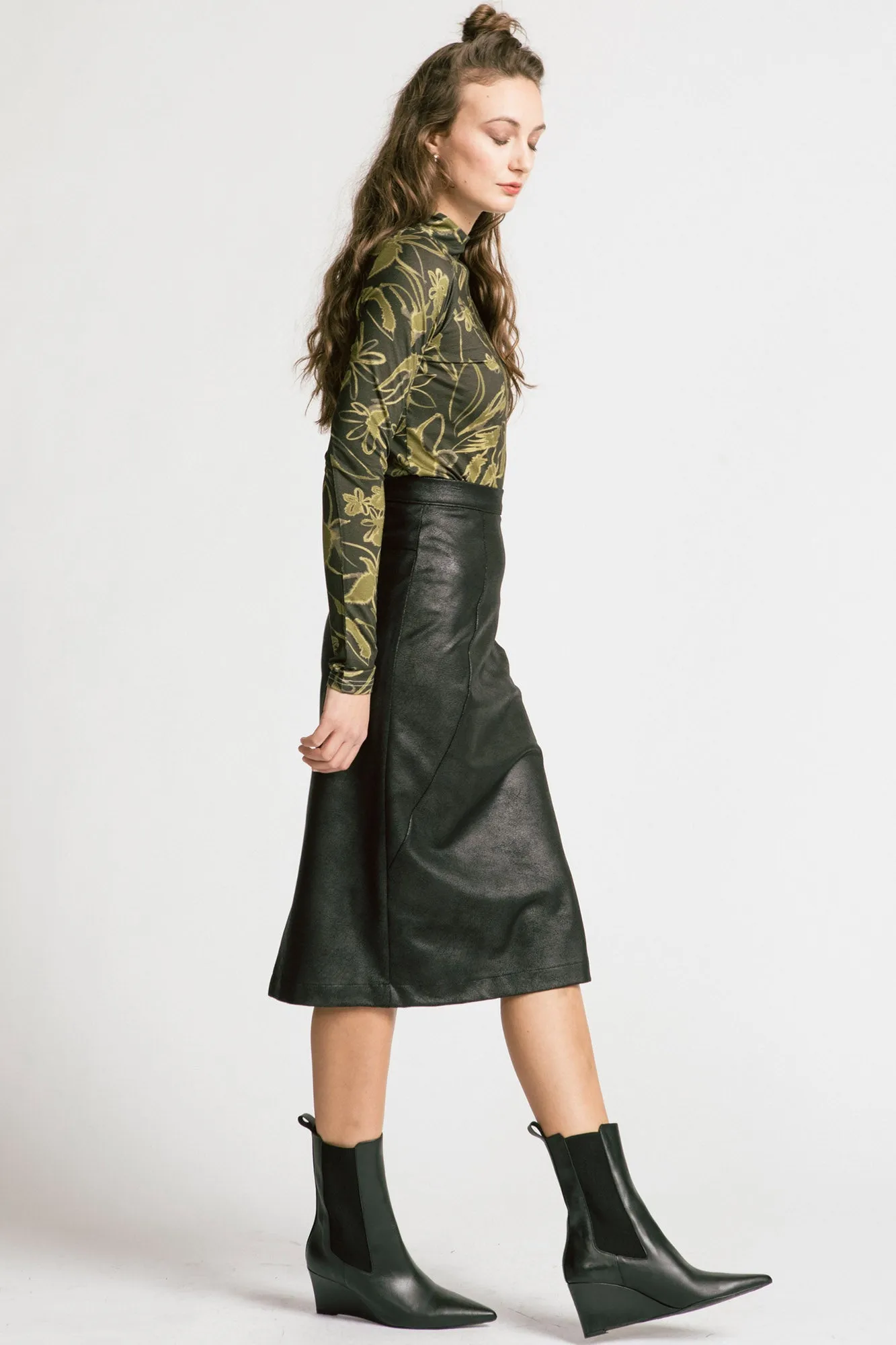 Graduate Skirt Leatherette