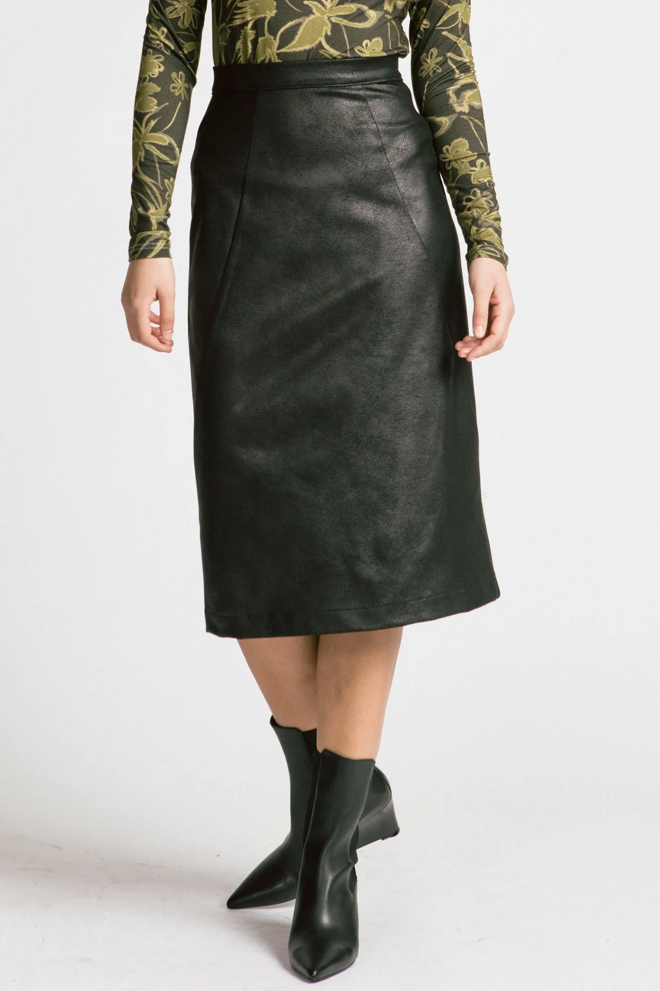 Graduate Skirt Leatherette