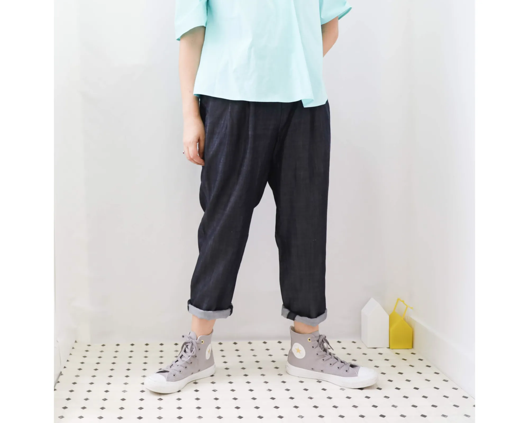 <P10D>  Soft Denim -Tapered Pants