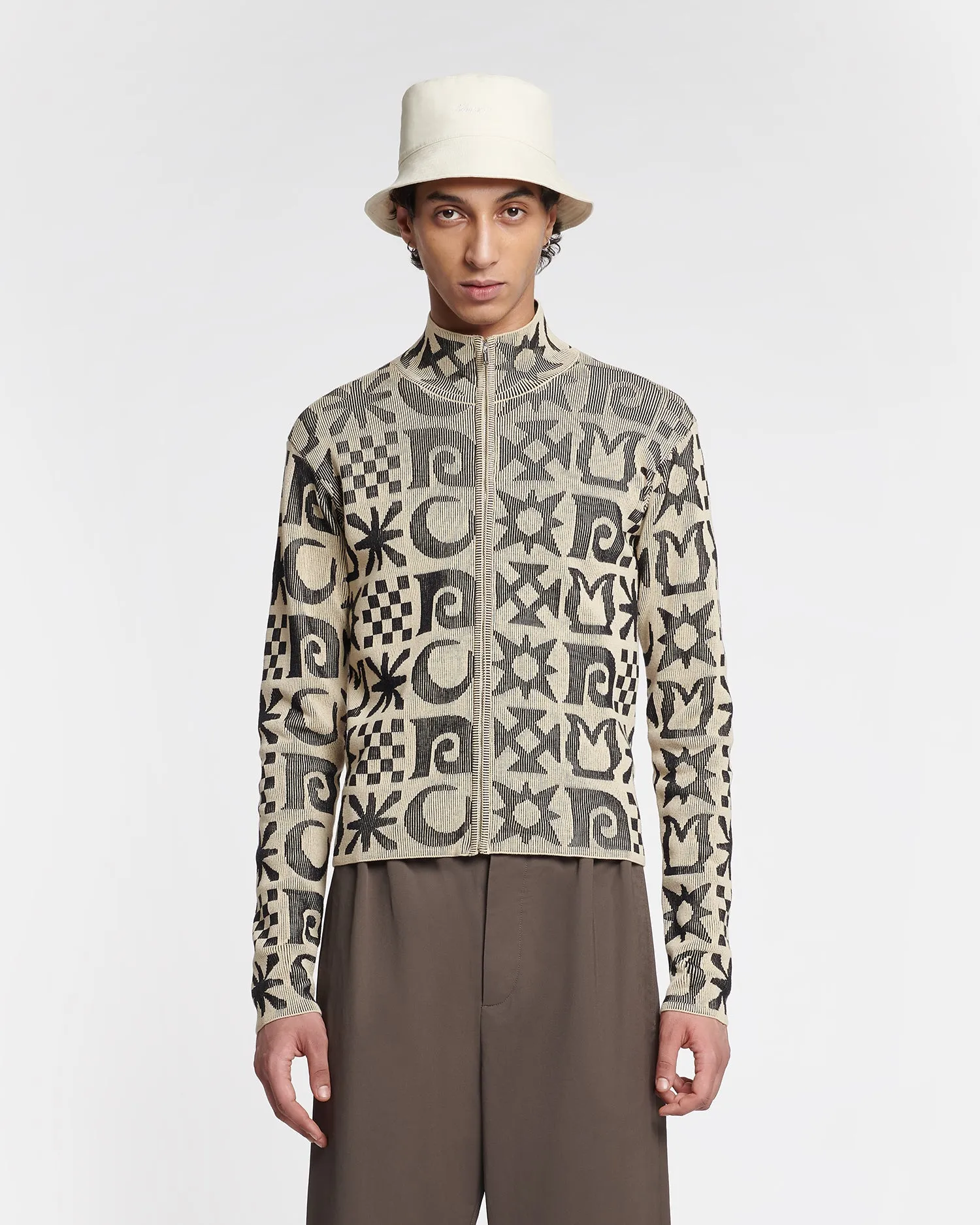 Tomoo - Rib Jacquard Cardigan - Creme/ Black Totem