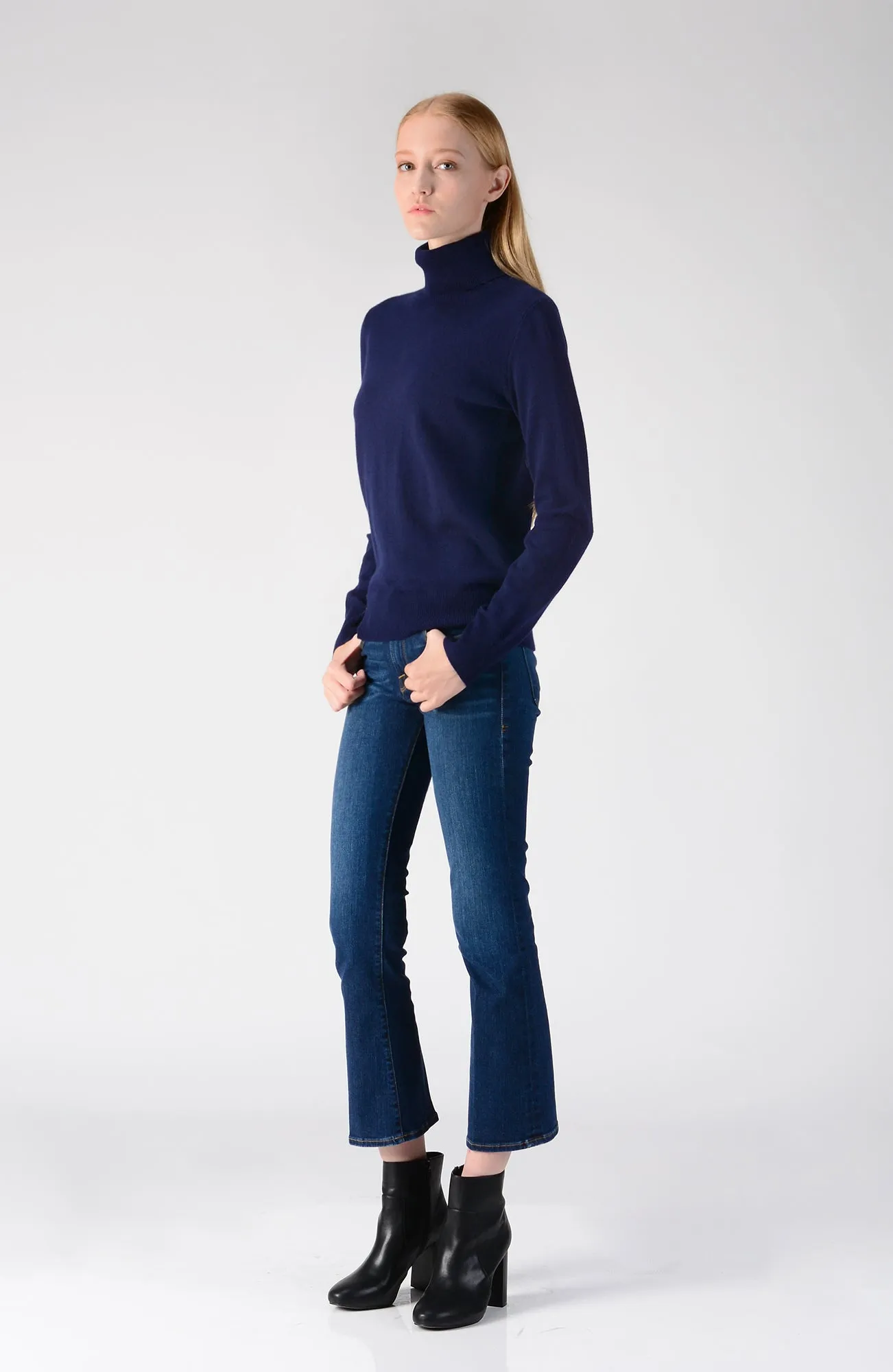 Turtleneck Slimfit Sweater_Navy