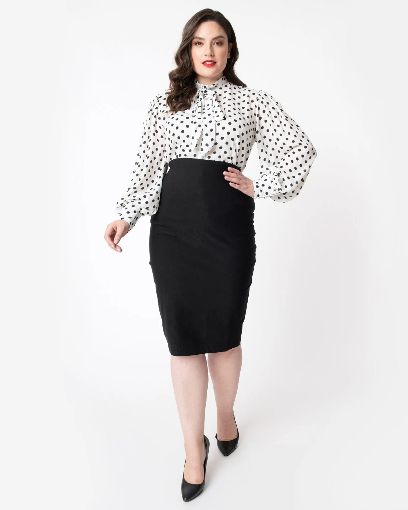 Unique Vintage 1950s Black High Waist Tracy Wiggle Skirt | Black